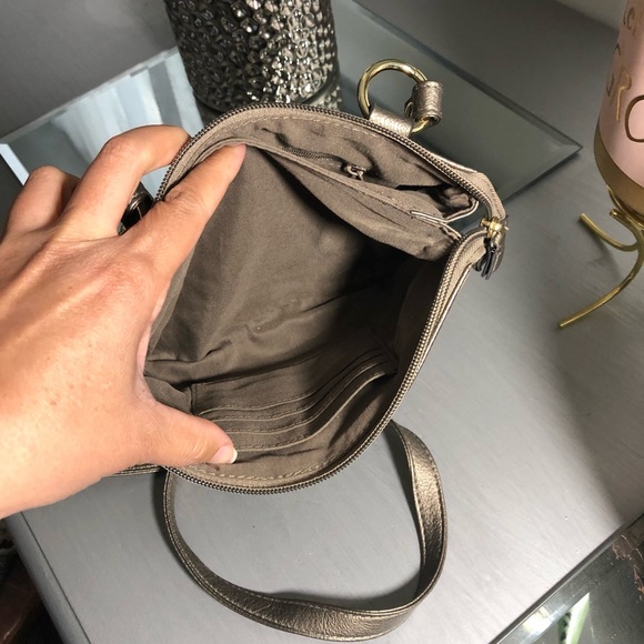 Relic Crossbody Bag - Picture 6 of 6